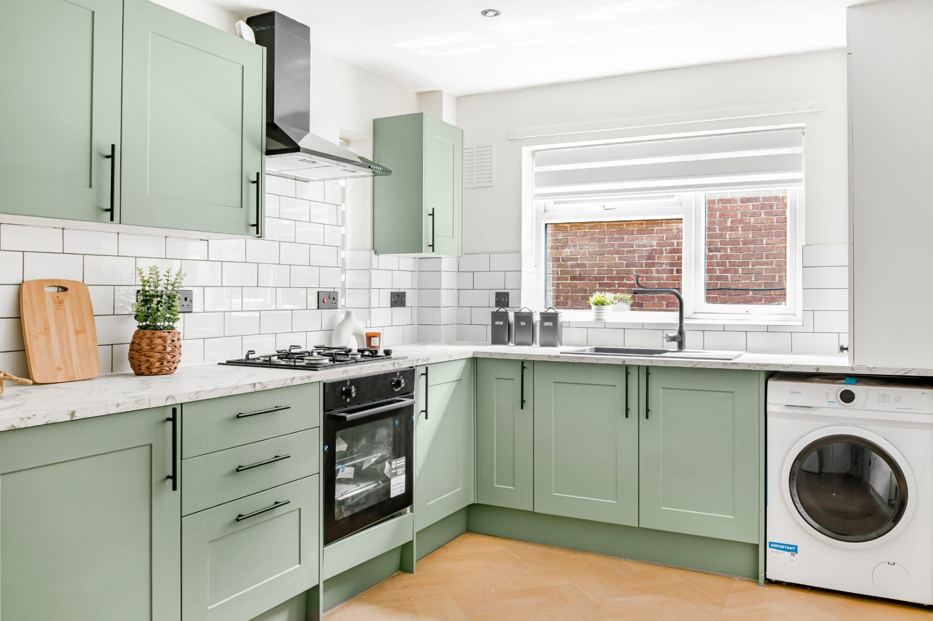 Refurbished kitchen at Dryden Street, Nottingham NG1